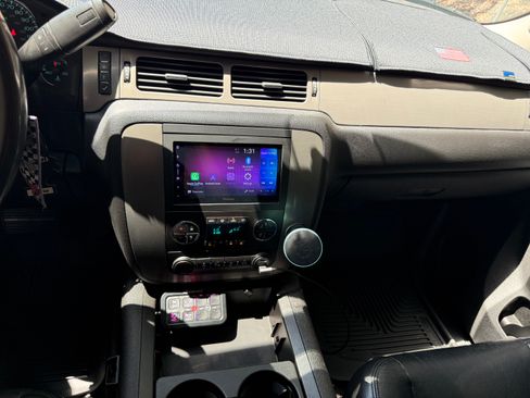 Used 2013 Chevrolet Silverado 2500 LTZ w/ LTZ Plus Package RWD image 11