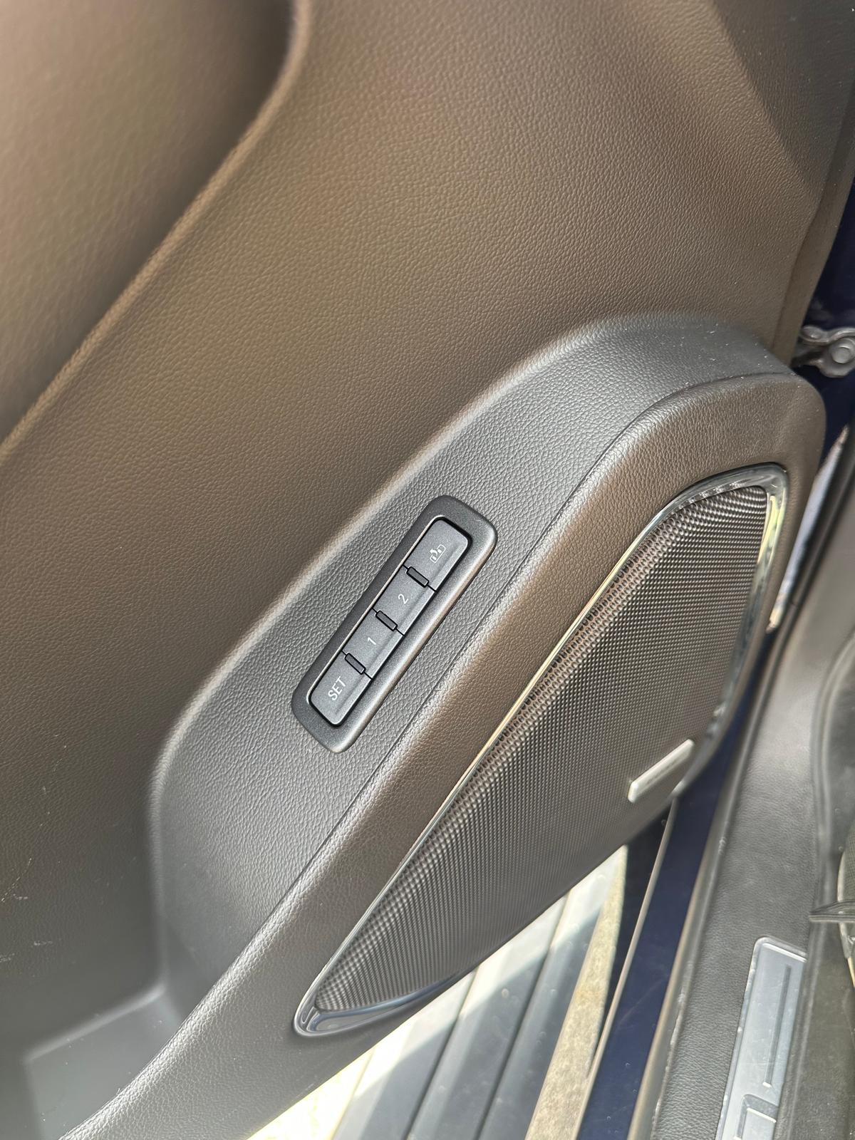 Used 2018 Chevrolet Tahoe Premier AWD/4WD image 20