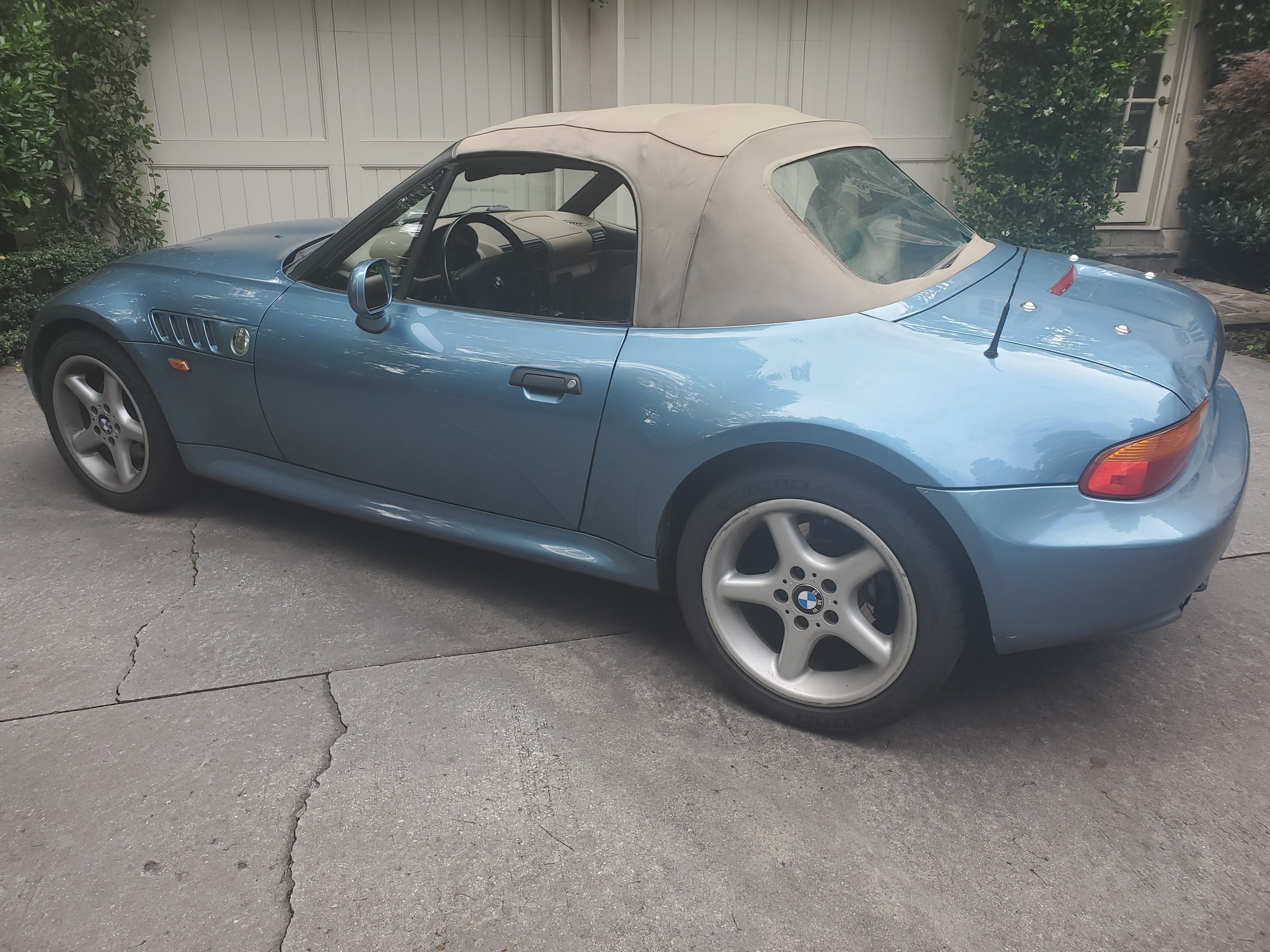 Used 1997 BMW Z3 2.8 RWD image 6