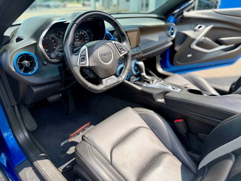 Used 2017 Chevrolet Camaro LT w/ RS Package RWD image 5