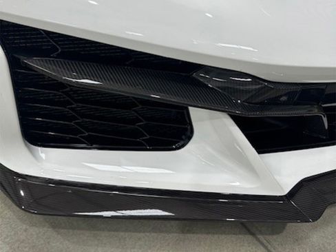 Used 2023 Chevrolet Corvette Z06 w/ Engine Appearance Package image 12