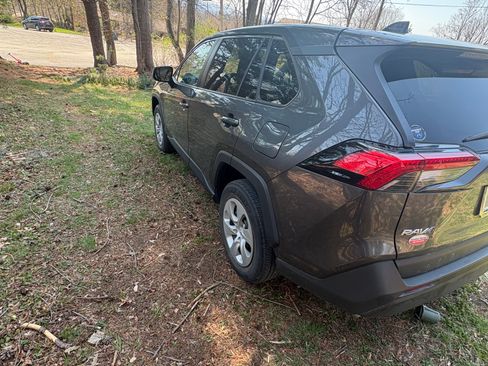 Used 2023 Toyota RAV4 LE image 6