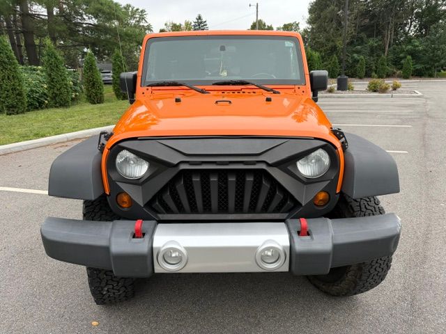 Used 2012 Jeep Wrangler Unlimited Sahara w/ Dual Top Group AWD/4WD image 14
