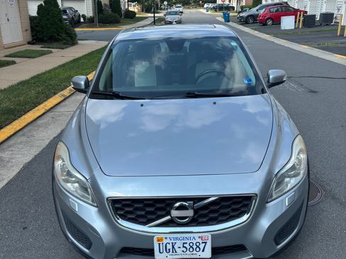Used 2013 Volvo C30 FWD image 1
