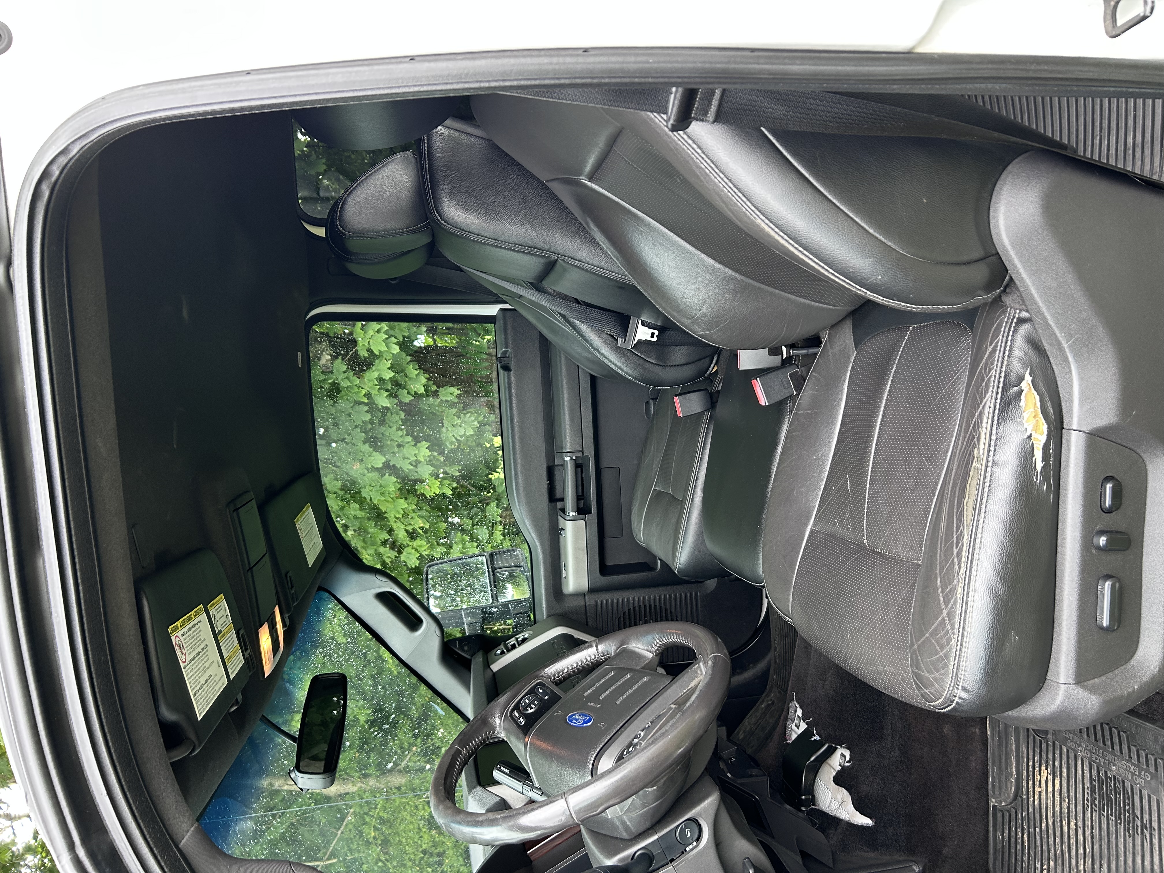 Used 2016 Ford F350 Lariat AWD/4WD image 12