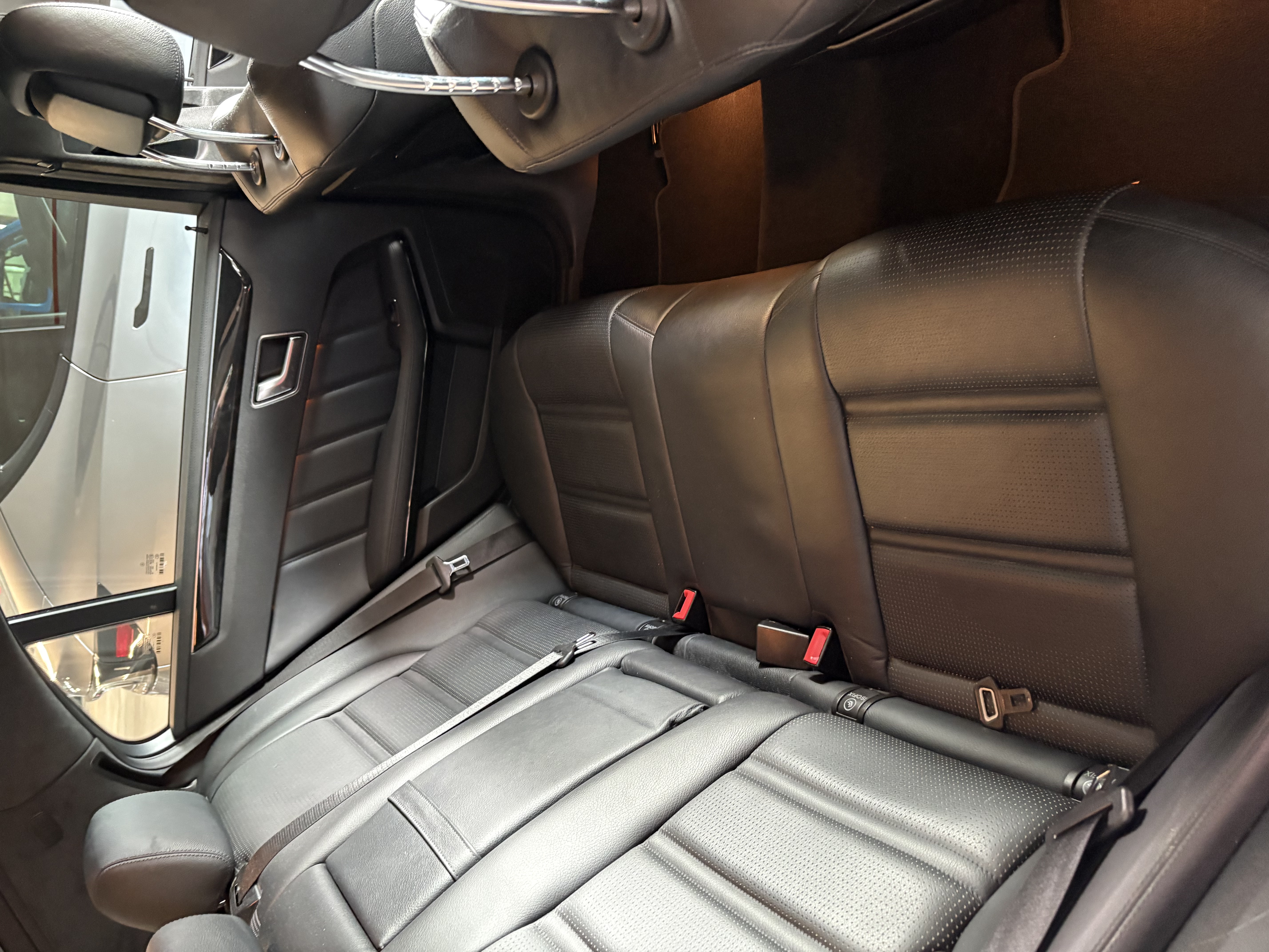 Used 2013 Mercedes-Benz E 63 AMG Sedan image 11