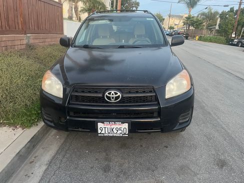 Used 2011 Toyota RAV4 4WD w/ Base L4 Extra Value Pkg image 5