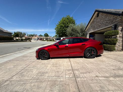 Used 2023 Tesla Model S Plaid AWD/4WD image 9