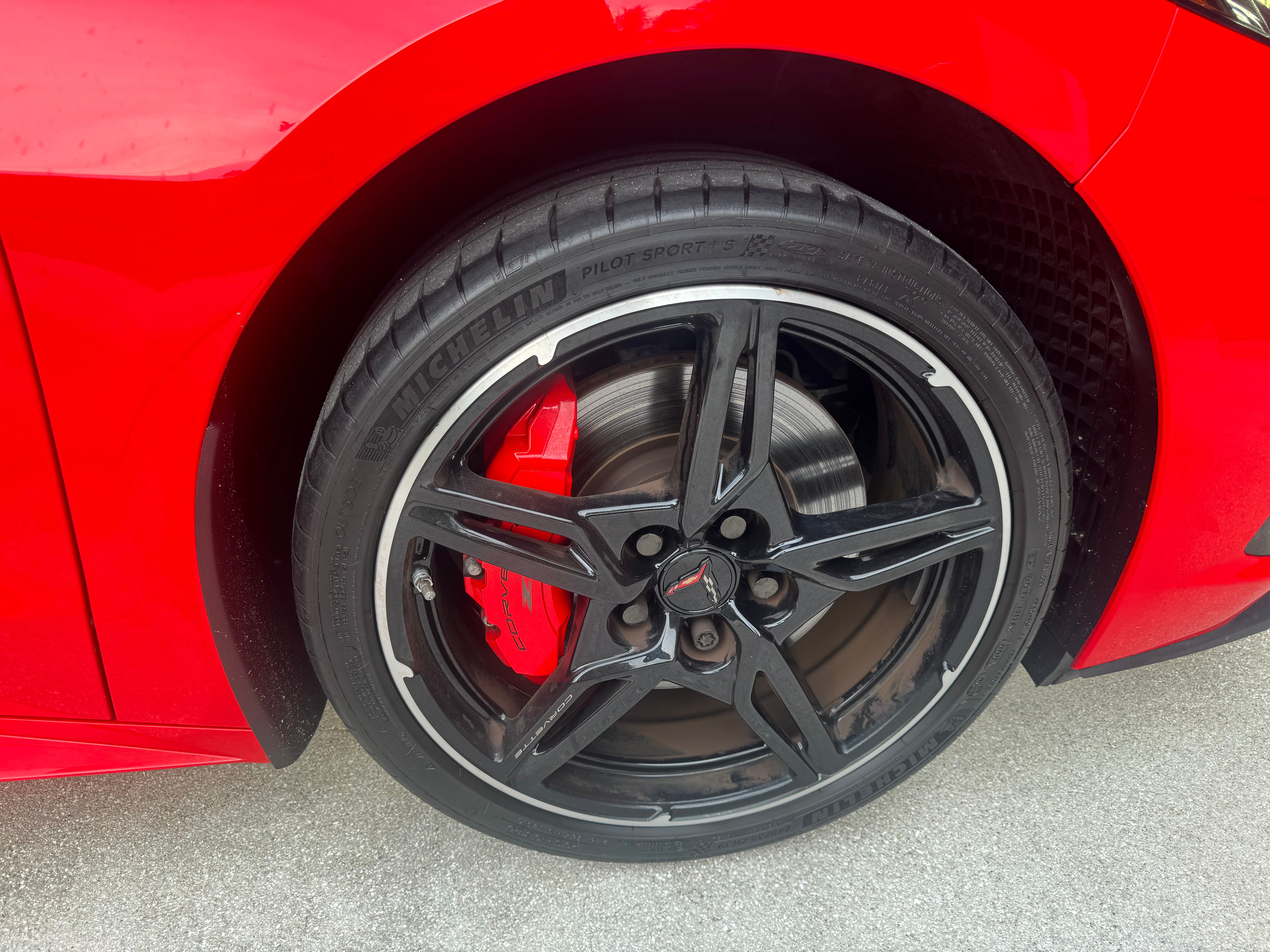 Used 2022 Chevrolet Corvette Stingray Preferred Cpe w/ Z51 Performance Package RWD image 22