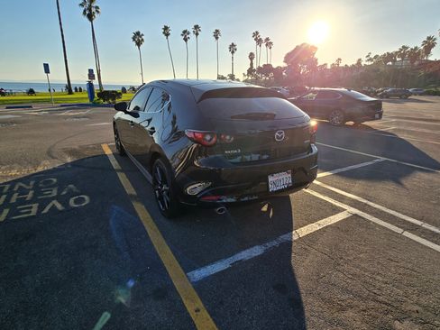 Used 2024 MAZDA MAZDA3 s image 9