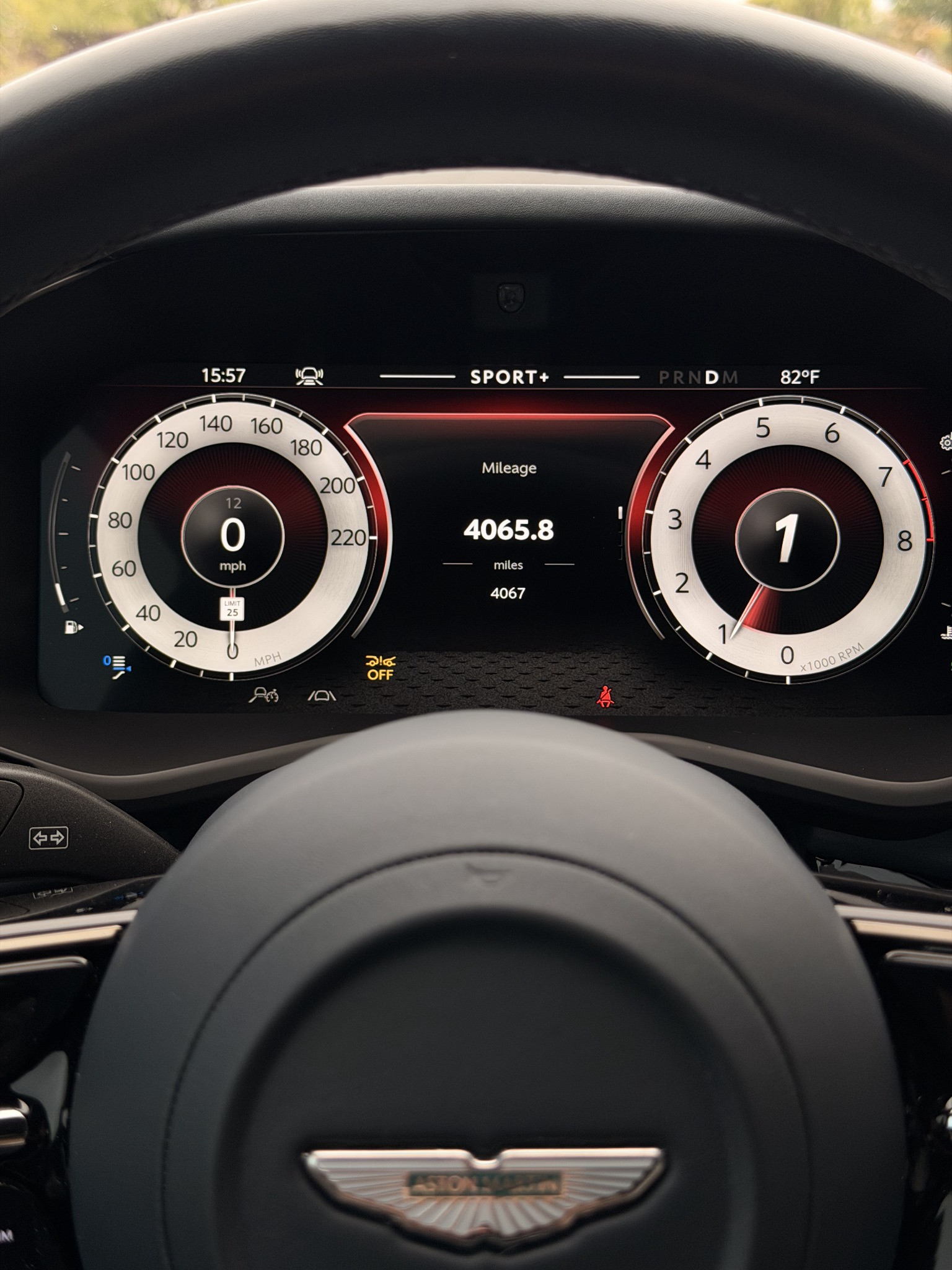 Used 2025 Aston Martin DBX 707 AWD/4WD image 11