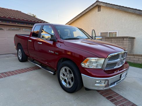 Used 2009 Dodge Ram 1500 Truck Laramie image 1