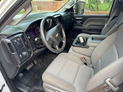 Used 2016 Chevrolet Silverado 2500 W/T w/ WT Convenience Package AWD/4WD image 12