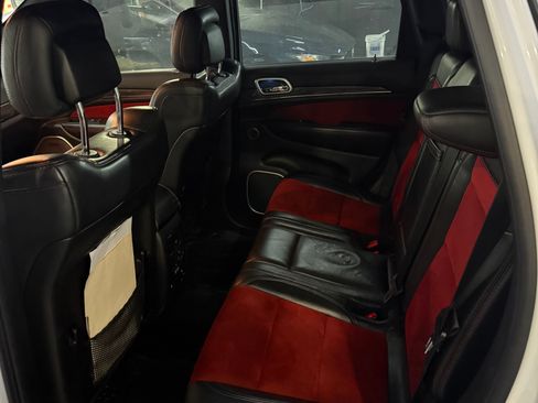 Used 2015 Jeep Grand Cherokee SRT w/ Quick Order Package 26J image 10