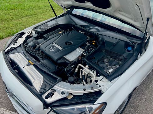 Used 2017 Mercedes-Benz C 300 Sedan image 13