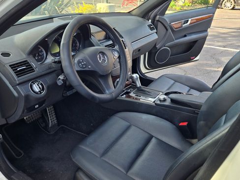 Used 2010 Mercedes-Benz C 300 Sedan image 12