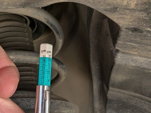 Used 2015 INFINITI QX60 FWD w/ Deluxe Touring Package image 24