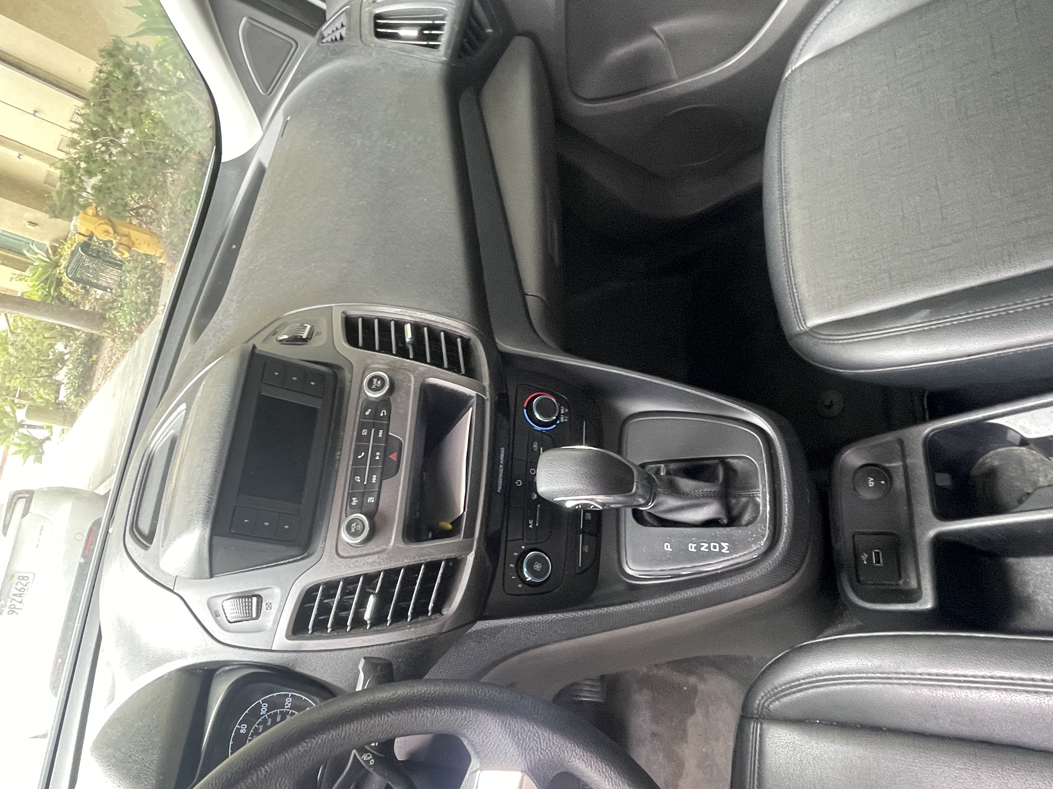 Used 2021 Ford Transit Connect XL FWD image 2