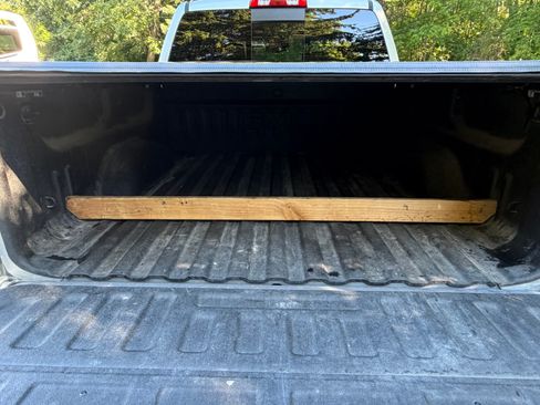Used 2018 GMC Sierra 1500 SLT AWD/4WD image 16