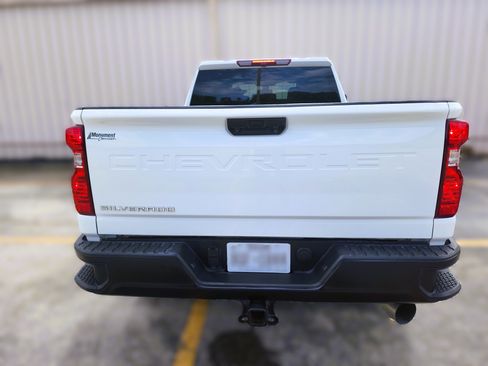 Used 2022 Chevrolet Silverado 2500 W/T w/ WT Convenience Package image 9