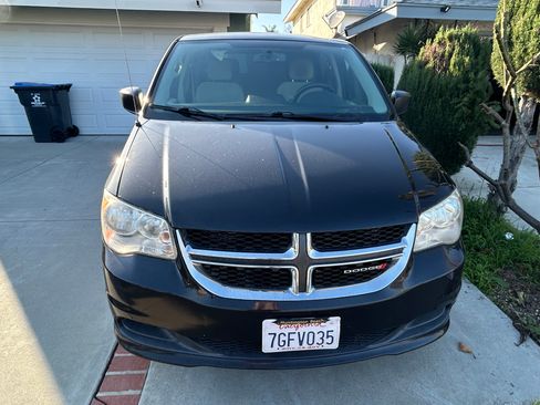 Used 2014 Dodge Grand Caravan SE w/ Quick Order Package 29E SE image 6