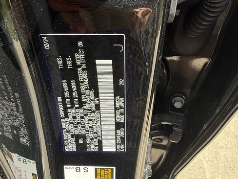 Used 2024 Lexus RZ 300e Premium image 9