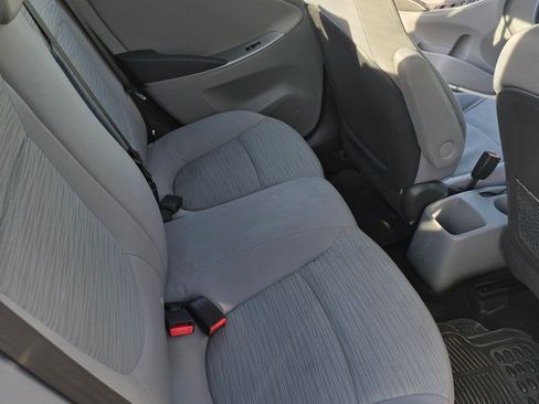 Used 2015 Hyundai Accent GLS image 14