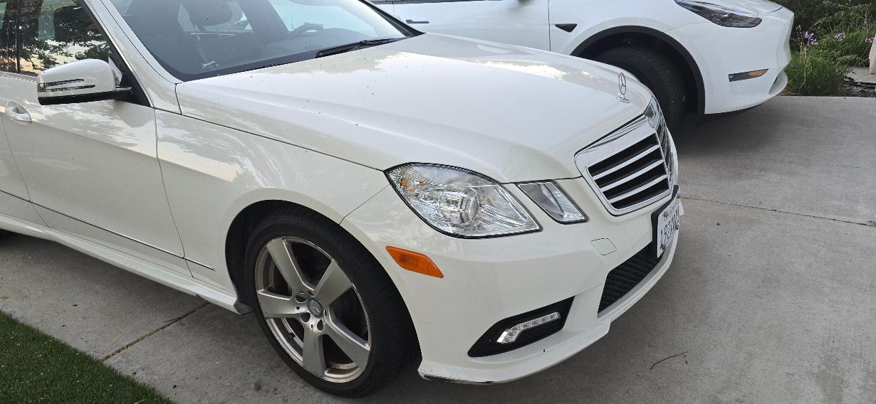 Used 2011 Mercedes-Benz E 350 Sedan image 1