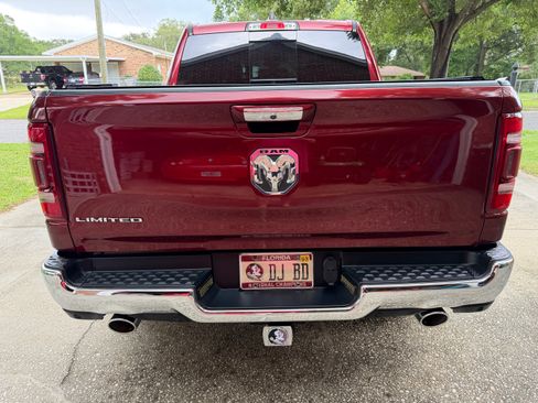 Used 2019 RAM 1500 Limited RWD image 4