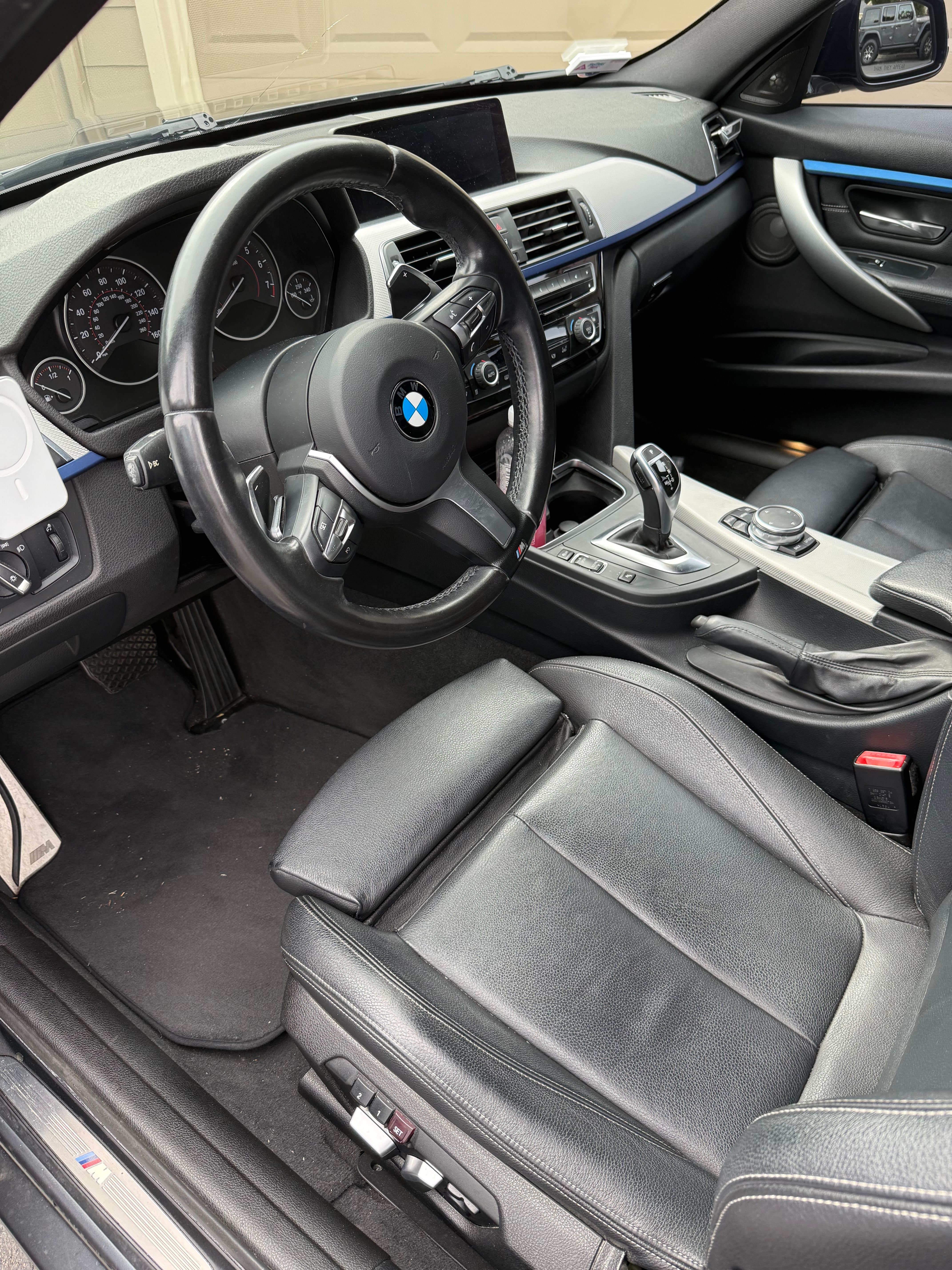 Used 2016 BMW 328i Sedan RWD image 11