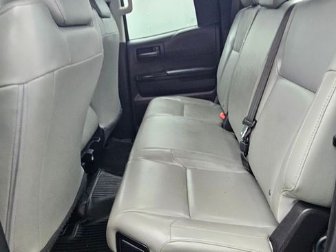 Used 2016 Toyota Tundra SR image 8