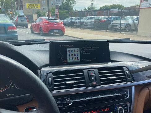 Used 2015 BMW 328i xDrive Sedan image 9