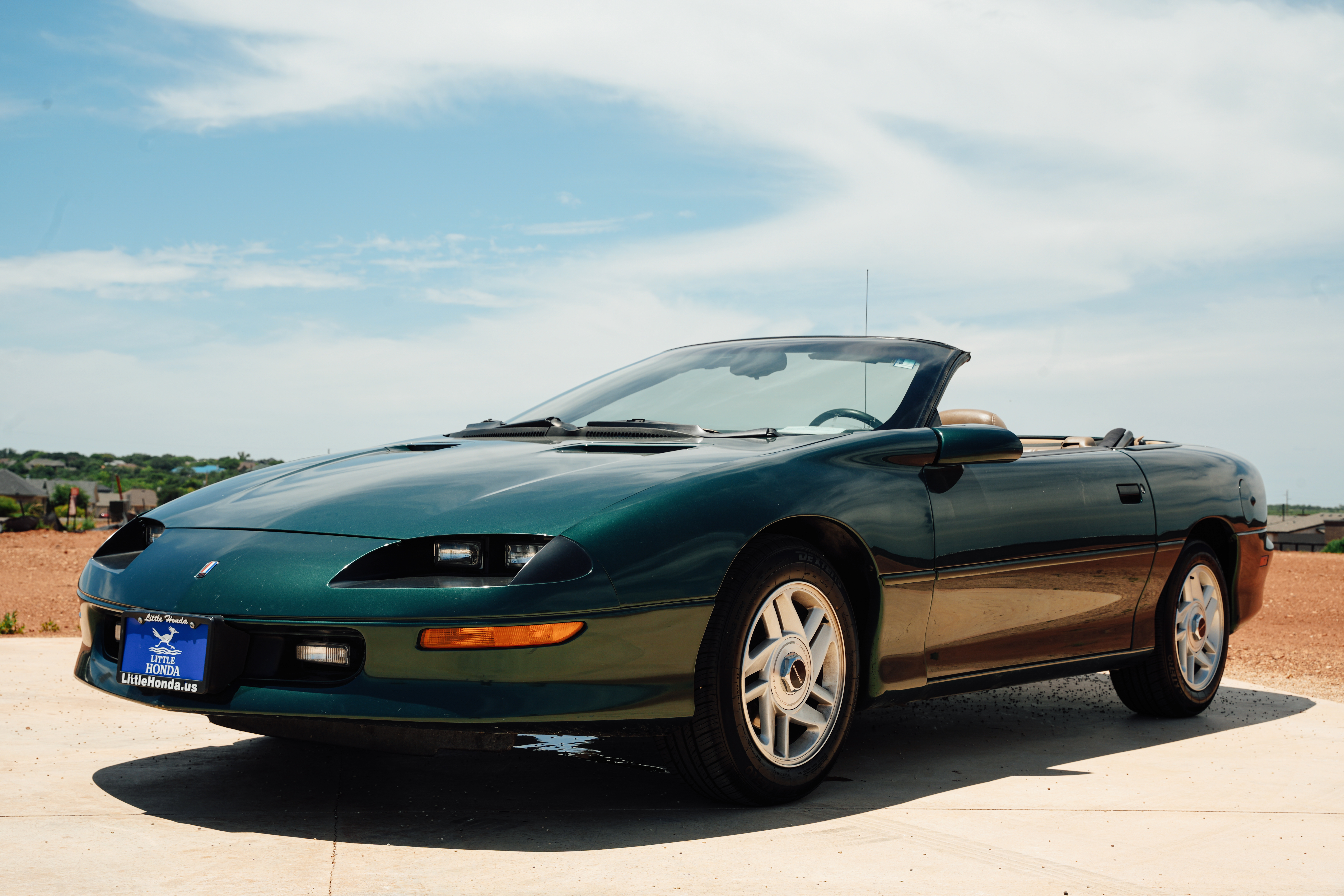 Used 1995 Chevrolet Camaro LT RWD image 2