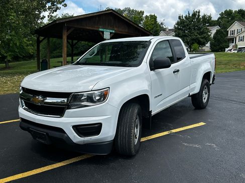 Used 2016 Chevrolet Colorado W/T w/ WT Convenience Package RWD image 1