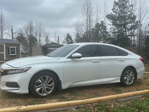 Used 2020 Honda Accord LX image 4