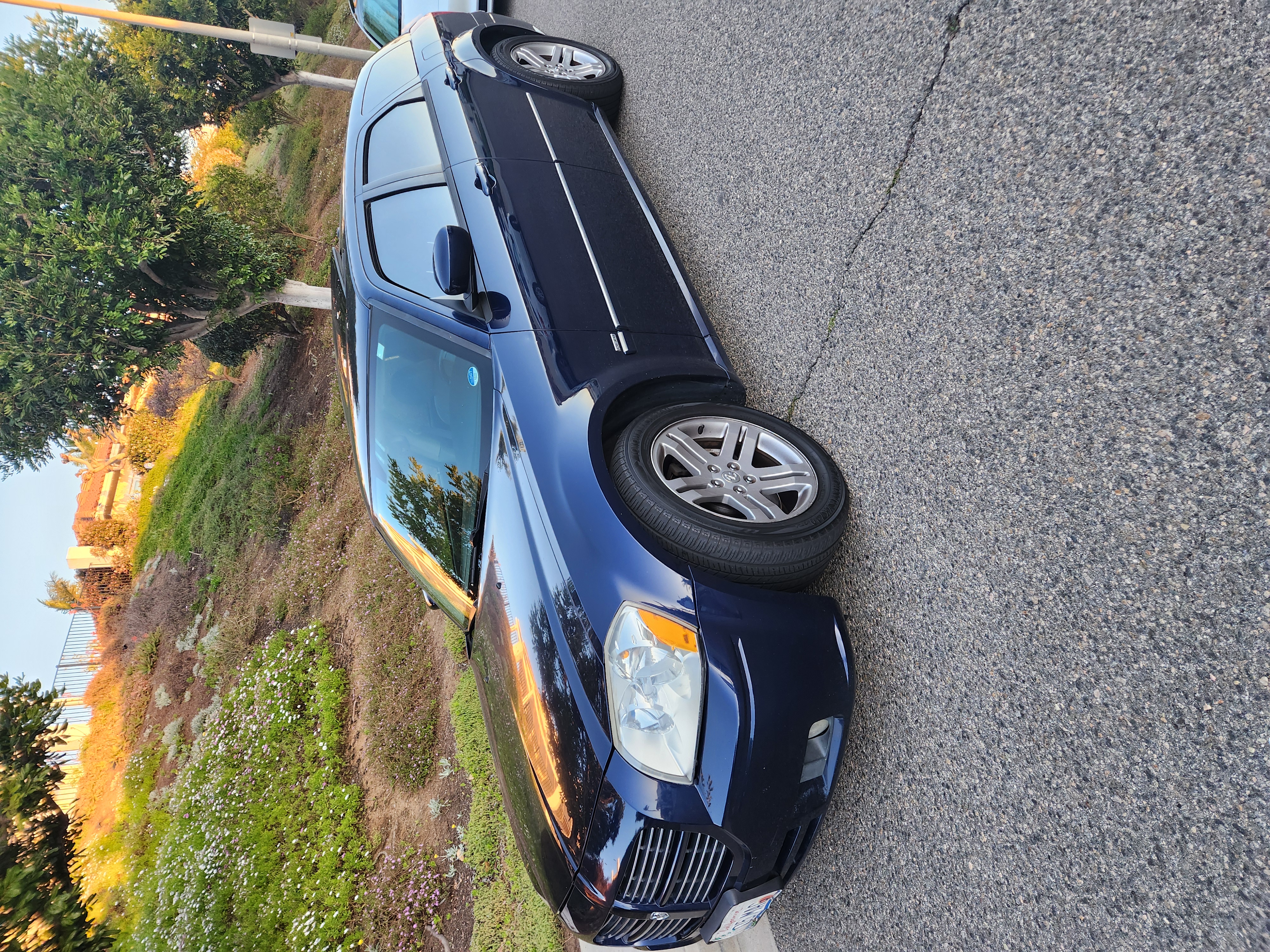 Used 2005 Dodge Magnum R/T w/ Convenience Group II RWD image 1