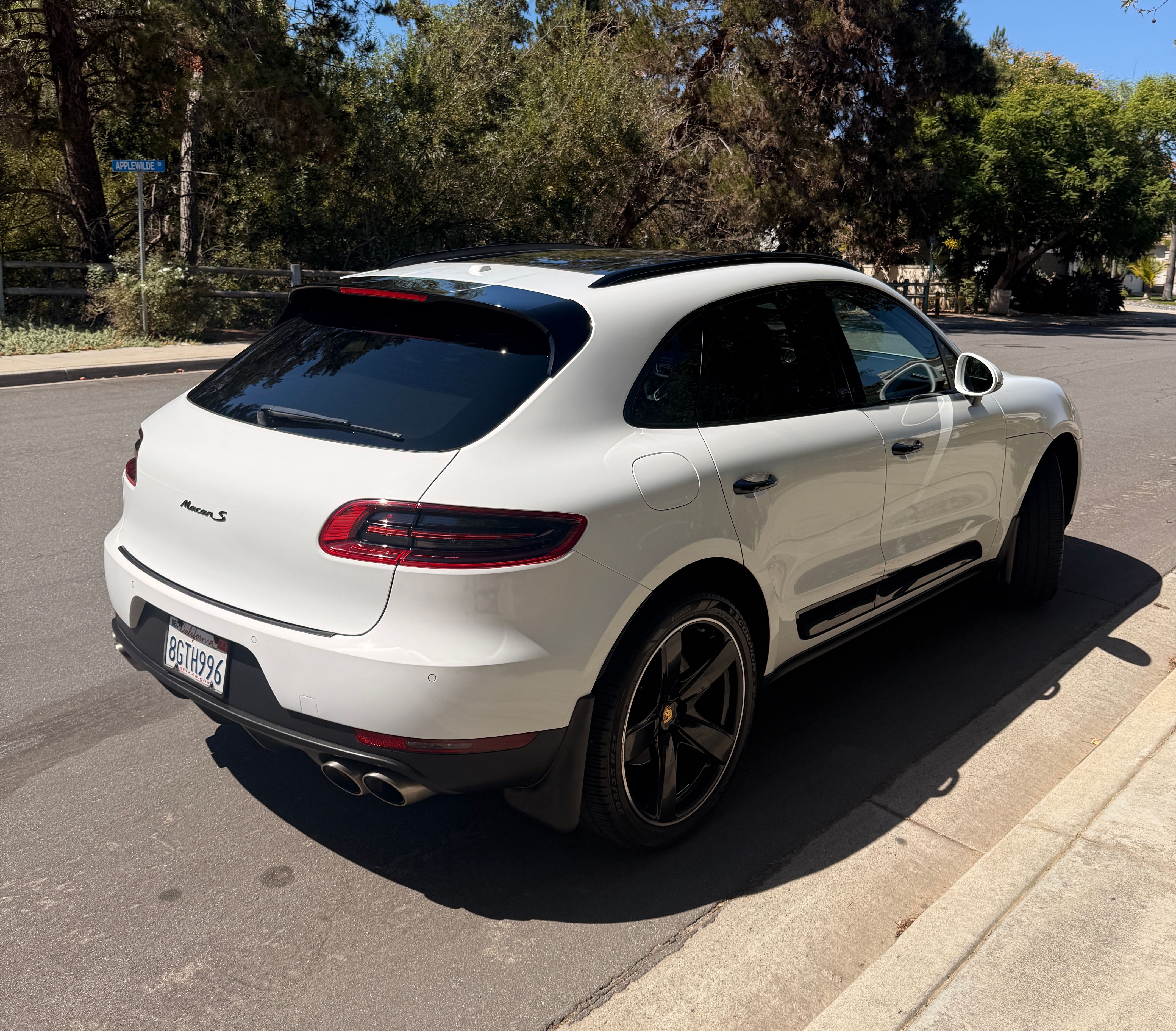Used 2018 Porsche Macan S AWD/4WD image 9