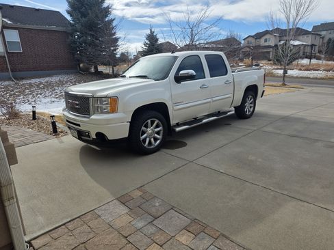 Used 2012 GMC Sierra 1500 Denali image 8
