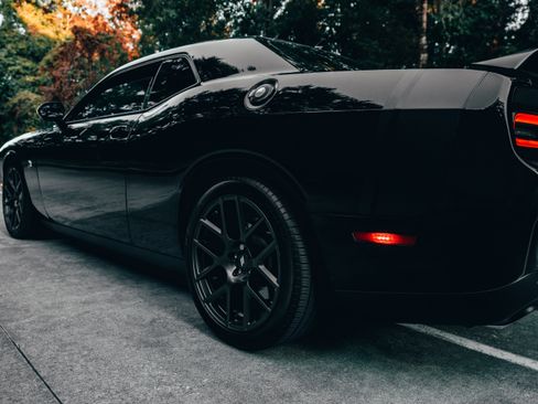 Used 2017 Dodge Challenger R/T Scat Pack image 4