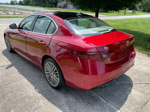 Used 2018 Alfa Romeo Giulia Ti w/ Quick Order Package 22X Lusso image 2