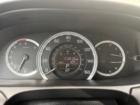 Used 2015 Honda Accord EX image 10