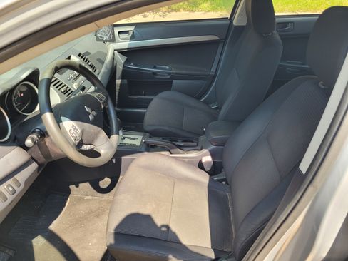 Used 2011 Mitsubishi Lancer ES image 8
