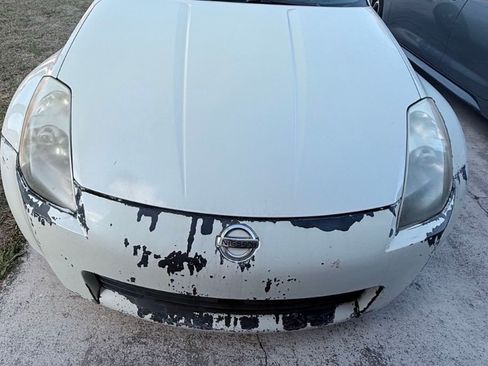 Used 2004 Nissan 350Z Coupe w/ Cargo Convenience Pkg RWD image 4