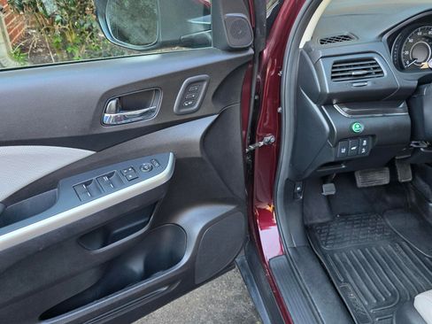 Used 2016 Honda CR-V Touring image 10