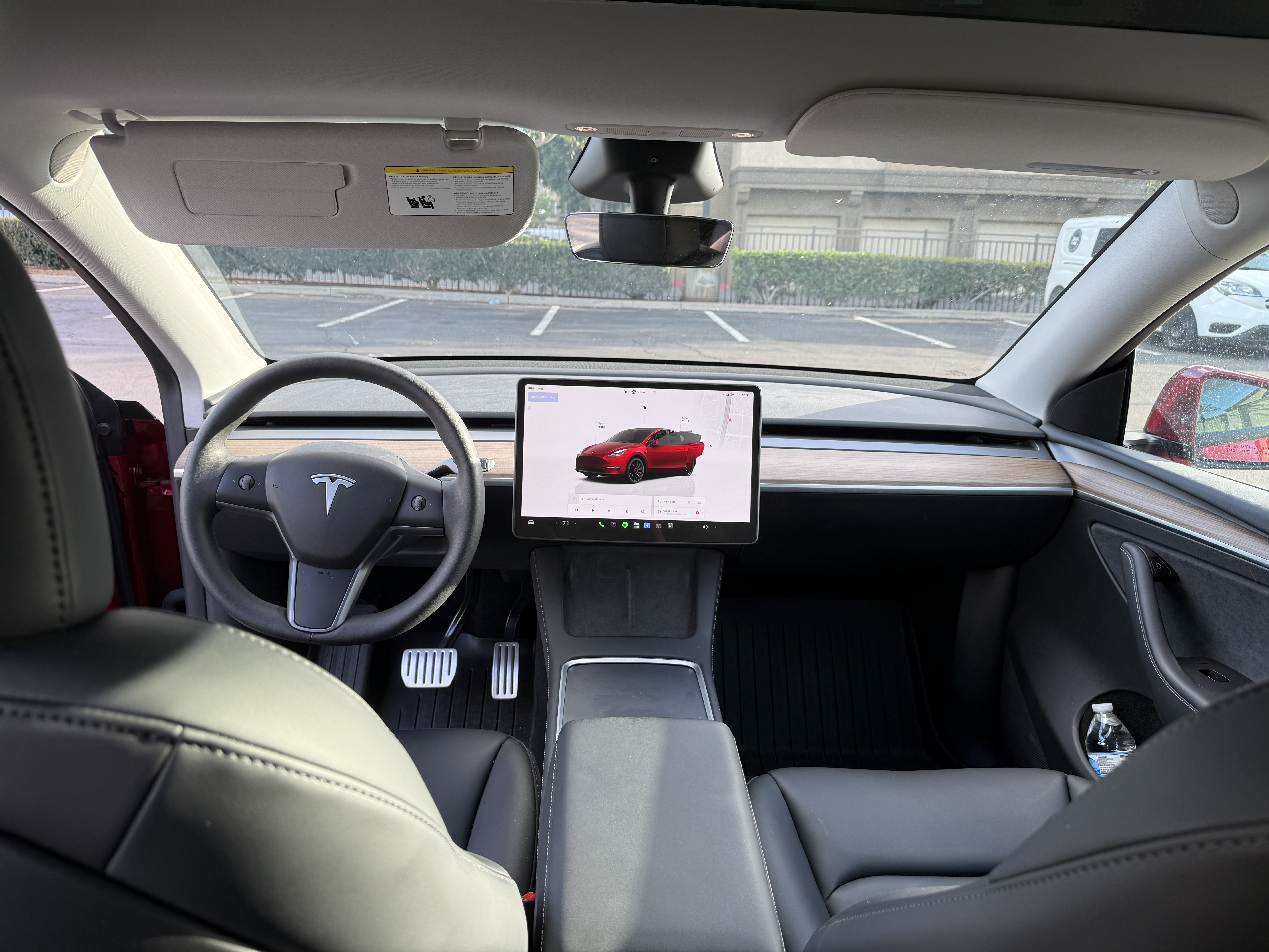 Used 2025 Tesla Model Y Performance AWD/4WD image 2
