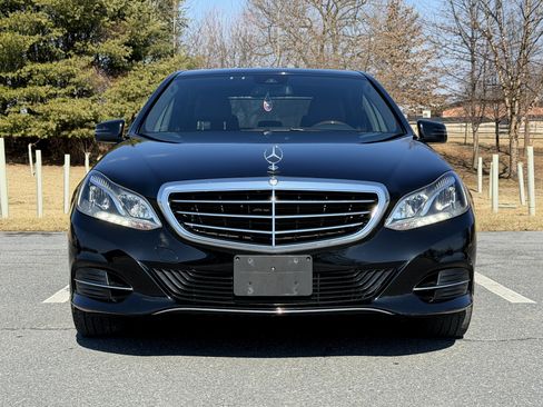 Used 2014 Mercedes-Benz E 350 E 350 4MATIC Sedan 4D image 2
