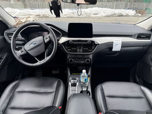 Used 2022 Ford Escape SEL image 12