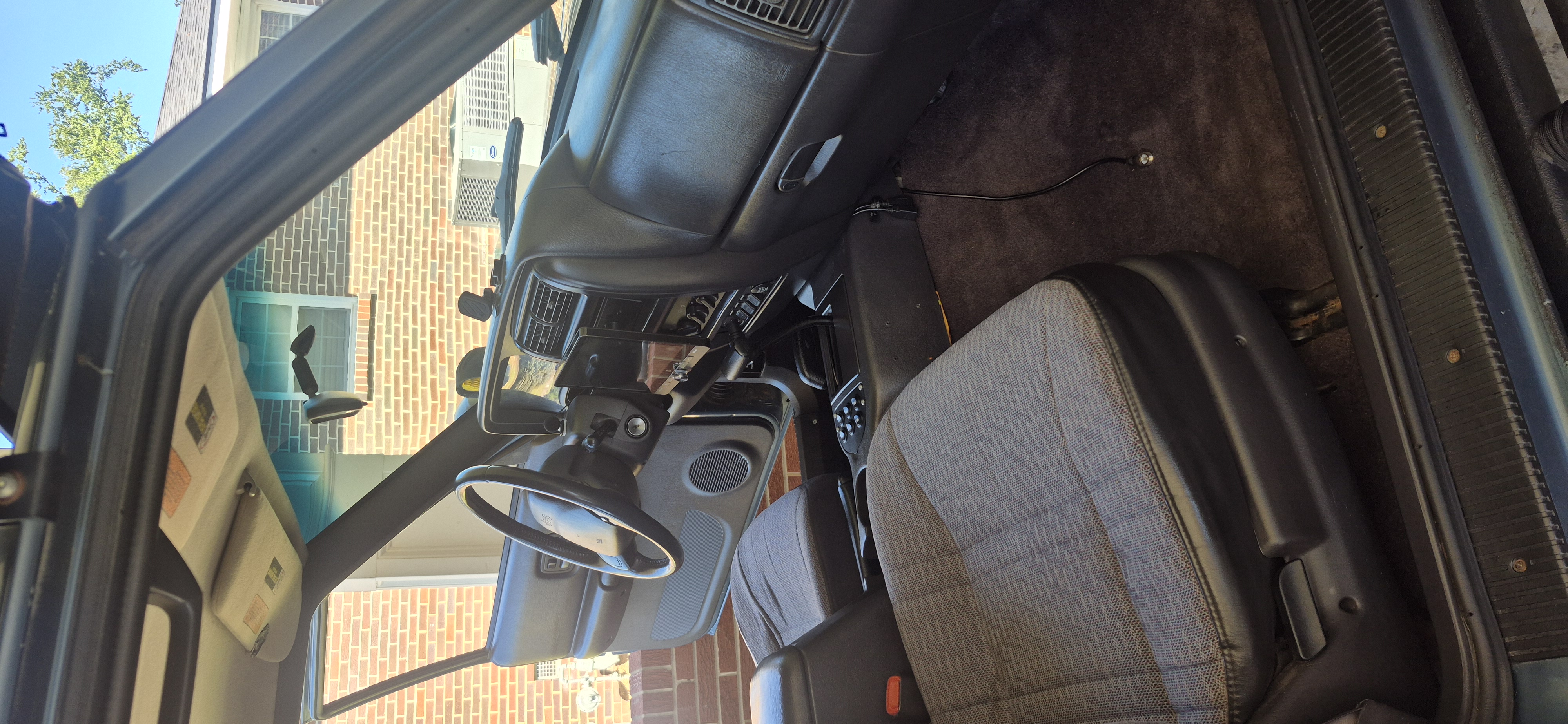 Used 1999 Jeep Cherokee Sport AWD/4WD image 16