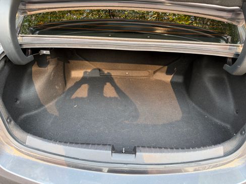 Used 2018 Acura ILX FWD image 5