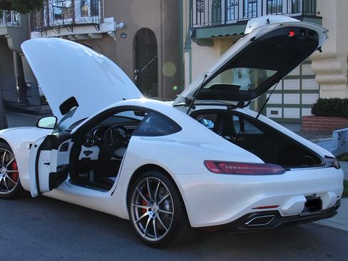 Used 2017 Mercedes-Benz AMG GT S image 8